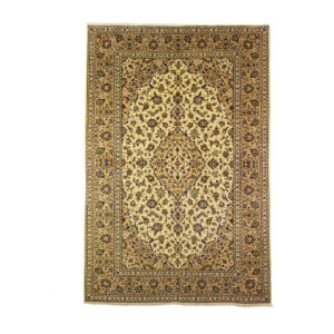 Persian Kashan Rug with cream background. Wool on cotton and floral motif.